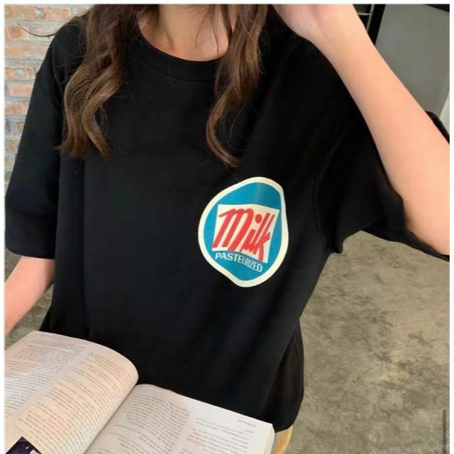 【XXL】オーバーサイズ ロゴTシャツ  韓国 インポート 人気 レディースのトップス(Tシャツ(半袖/袖なし))の商品写真