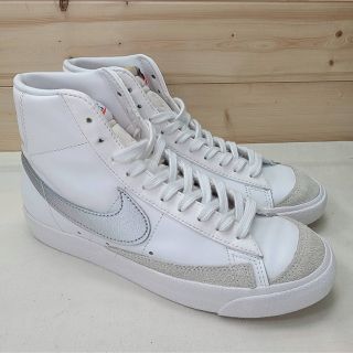 ナイキ(NIKE)のナイキ ウィメンズ ブレーザー ミッド '77 シルバー 25㎝(スニーカー)