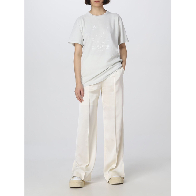 Jil Sander(ジルサンダー)の最終価格！ JIL SANDER リラックスストレートパンツ　定価１８万美品 レディースのパンツ(カジュアルパンツ)の商品写真