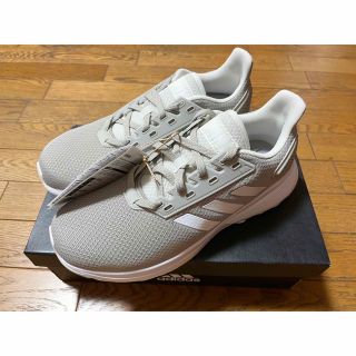 アディダス(adidas)の【新品】adidas アディダス  グレー　EG8662 25.5cm(スニーカー)