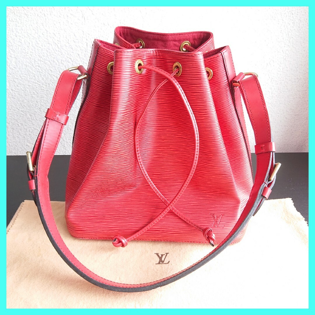 新品未使用o✨美品✨LOUIS VUITTON エピ　プチ・ノエ　ノワール　巾着