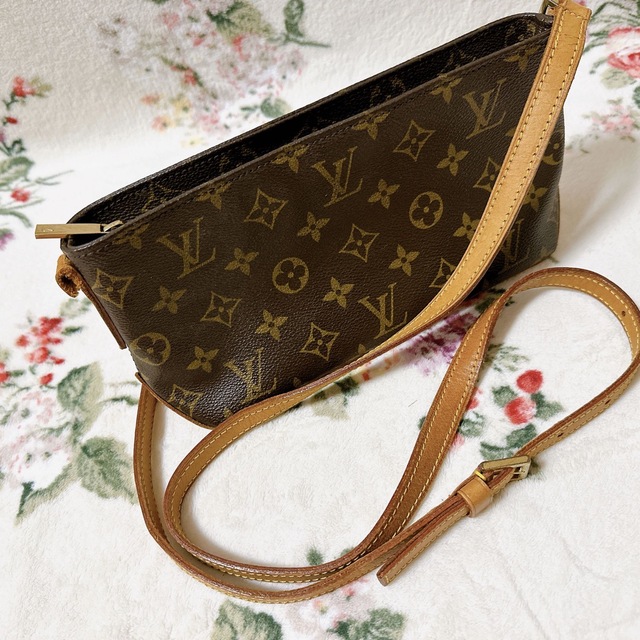 LOUIS VUITTON(ルイヴィトン)のルイヴィトン  ショルダーバッグ レディースのバッグ(ショルダーバッグ)の商品写真