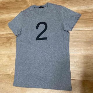 ヌメロヴェントゥーノ(N°21)のヌメロヴェントゥーノ　tシャツ 新品未使用(Tシャツ/カットソー)