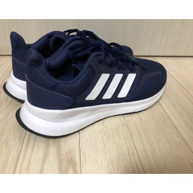 adidas アディダス　スニーカー　ブルー　25.5