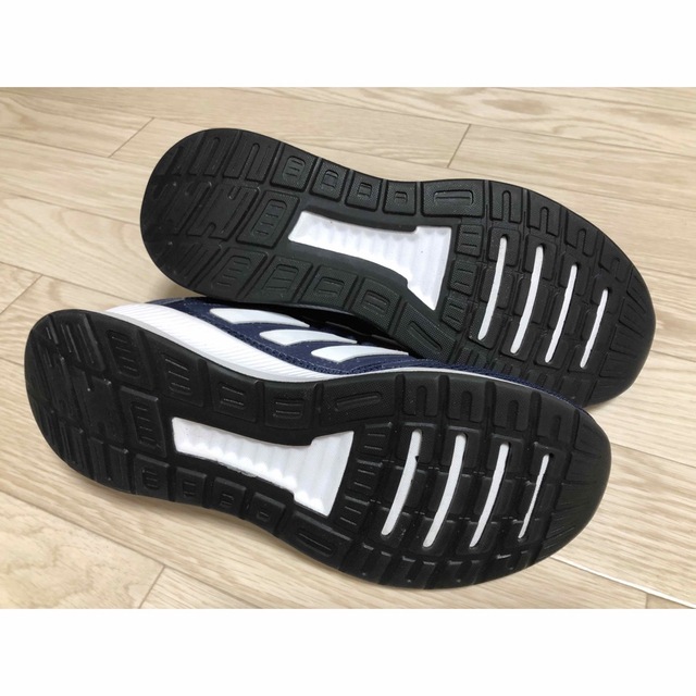 adidas アディダス　スニーカー　ブルー　25.5 9