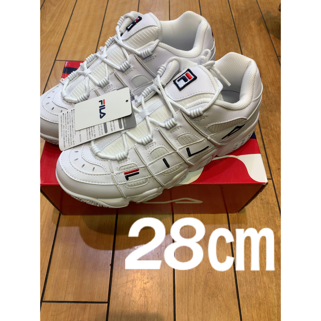 【新品】FILA BARRICADE XT 97 LOW 、厚底スニーカー