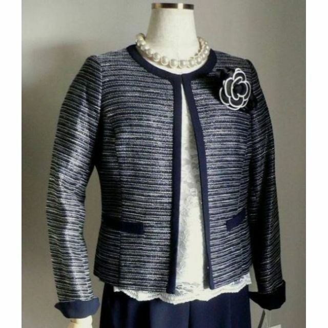 新品9号濃紺ノーカラーツイードジャケット卒業式入学式フォーマルセレモニー レディースのジャケット/アウター(ノーカラージャケット)の商品写真