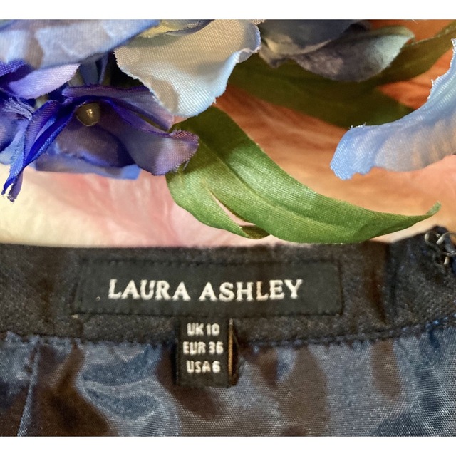 LAURA ASHLEY(ローラアシュレイ)の❤️LAURA ASHLEY❤️スカート USA6 レディースのスカート(ひざ丈スカート)の商品写真