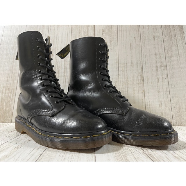 Dr.Martens - レアモデル ドクターマーチンイングランド10ホールの