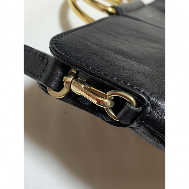 クリスチャンヴィラ　メタルハンドルミニバッグ　 レディースのバッグ(ショルダーバッグ)の商品写真