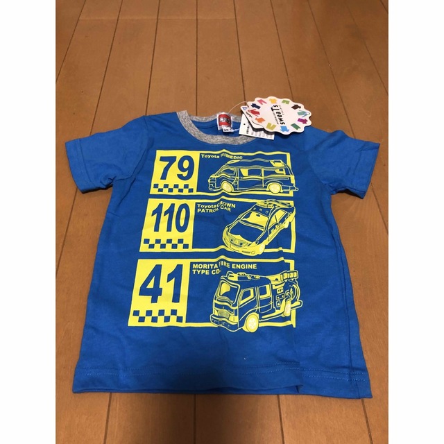 トミカ　Tシャツ　90 キッズ/ベビー/マタニティのキッズ服男の子用(90cm~)(Tシャツ/カットソー)の商品写真