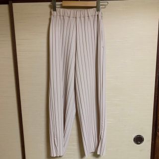 ダブルクローゼット(w closet)のw closet  パンツ  Mサイズ(カジュアルパンツ)