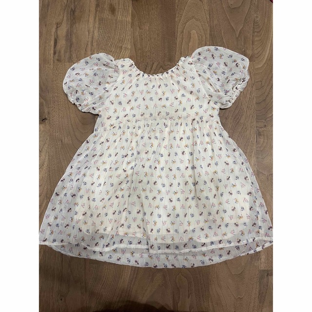 ZARA KIDS(ザラキッズ)のZARA 小花柄　ワンピース キッズ/ベビー/マタニティのキッズ服女の子用(90cm~)(ワンピース)の商品写真