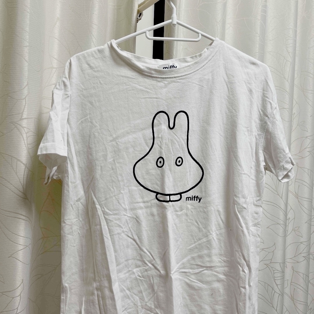 ミッフィー　Tシャツ レディースのトップス(Tシャツ(半袖/袖なし))の商品写真