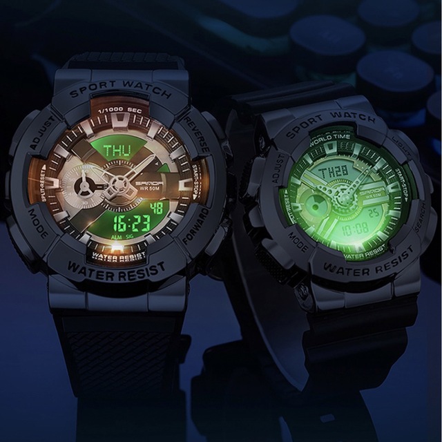 ★ ミリタリー腕時計 ★ アウトドア 耐衝撃 防水 ダイバーズウォッチ　完全防水 メンズの時計(腕時計(デジタル))の商品写真