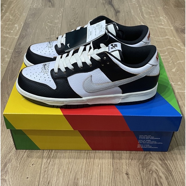 NIKE DUNK LOW WHITE BLACK 27 US 9