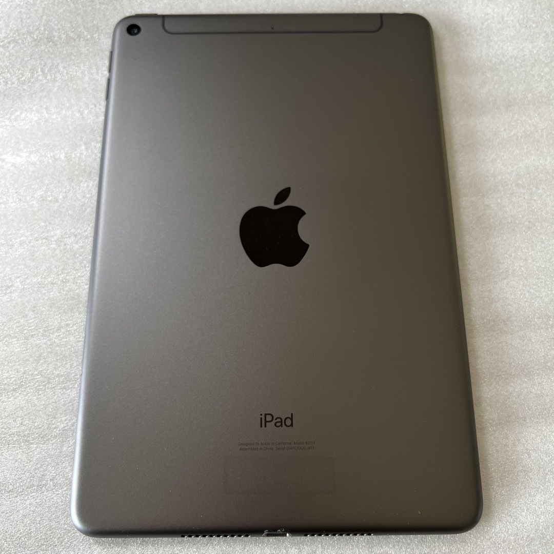 iPad(アイパッド)のSIMフリー iPad mini 第5世代 64GB  MUX52J/A 一括○ スマホ/家電/カメラのPC/タブレット(タブレット)の商品写真