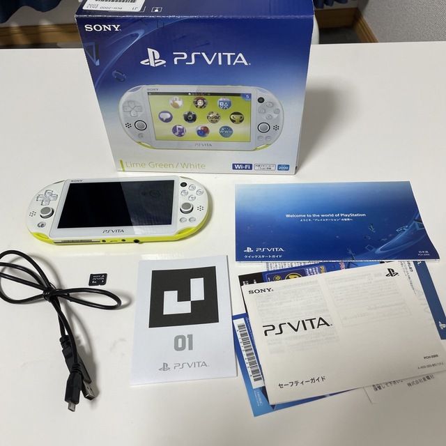 ゲームソフトゲーム機本体SONY PlayStationVITA 本体  PCH-2000 ZA13