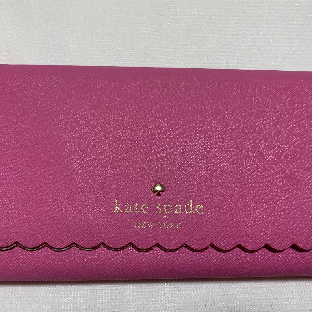 kate spade new york(ケイトスペードニューヨーク)のケイトスペード　財布　フリル レディースのファッション小物(財布)の商品写真