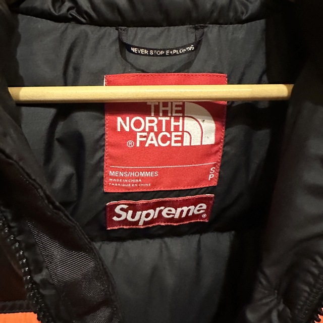 Supreme(シュプリーム)のSupreme North face Nuptse Jacket メンズのジャケット/アウター(ダウンジャケット)の商品写真