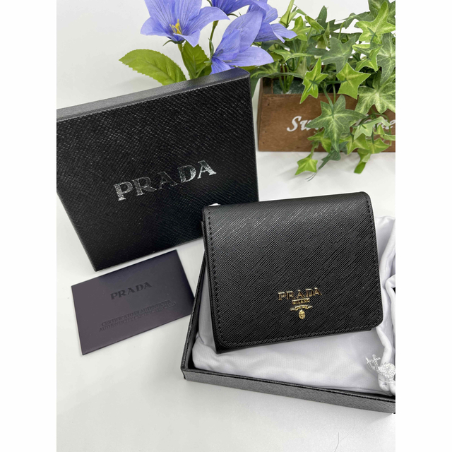 【極美品】PRADA プラダ 三つ折り財布 コンパクトウォレット