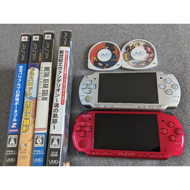 PlayStation Portable(プレイステーションポータブル)のPSP3000本体 PSP2000本体　パワプロ　エヴァ北斗　メタルギアソリッド エンタメ/ホビーのゲームソフト/ゲーム機本体(携帯用ゲーム機本体)の商品写真