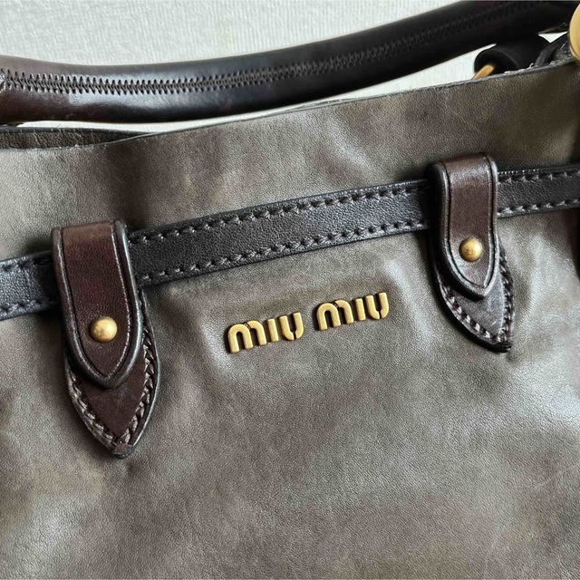 miumiu(ミュウミュウ)の【美品】miu miu ミュウミュウ ハンドバッグ ショルダーバッグ レザー レディースのバッグ(ハンドバッグ)の商品写真