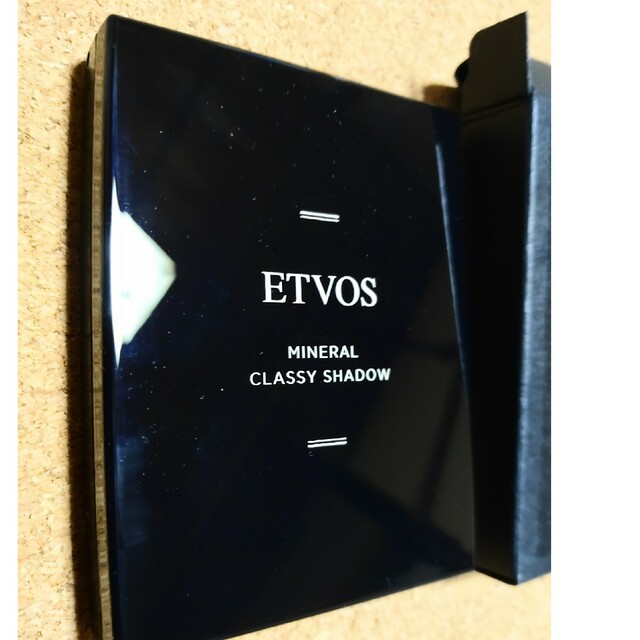 ETVOS(エトヴォス)のエトヴォス ミネラルクラッシィシャドー モーニングクルーズ 本体 4.5g コスメ/美容のベースメイク/化粧品(アイシャドウ)の商品写真
