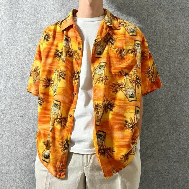 ART VINTAGE(アートヴィンテージ)の【vintage】ビール&ヤシの木 総柄 レーヨン アロハシャツ オレンジ XL メンズのトップス(シャツ)の商品写真