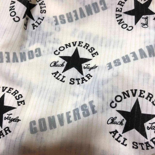 CONVERSE(コンバース)のコンバース　子供半袖パジャマ　ルームウェア　130 キッズ/ベビー/マタニティのキッズ服女の子用(90cm~)(パジャマ)の商品写真