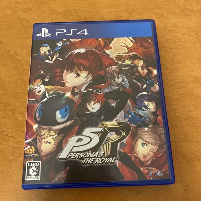 美品 ペルソナ5 ザ・ロイヤル - PS4