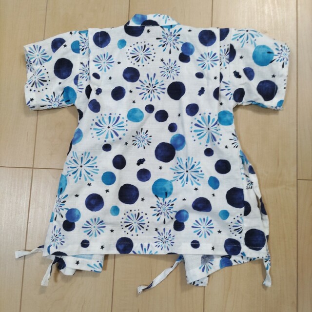 西松屋(ニシマツヤ)の甚平 サイズ95 キッズ/ベビー/マタニティのキッズ服男の子用(90cm~)(甚平/浴衣)の商品写真