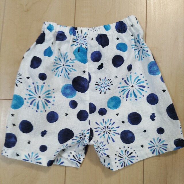 西松屋(ニシマツヤ)の甚平 サイズ95 キッズ/ベビー/マタニティのキッズ服男の子用(90cm~)(甚平/浴衣)の商品写真