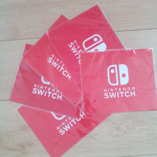 Nintendo Switch(ニンテンドースイッチ)のNintendoSwitch マイクロファイバークロス 5枚セット エンタメ/ホビーのゲームソフト/ゲーム機本体(その他)の商品写真