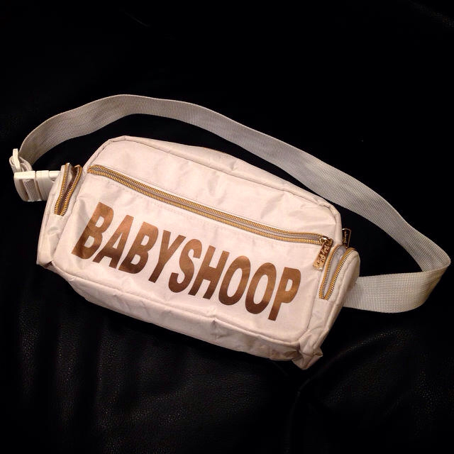 baby shoop(ベイビーシュープ)のBABY SHOOP レディースのバッグ(ボディバッグ/ウエストポーチ)の商品写真