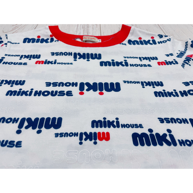 mikihouse(ミキハウス)の美品*ミキハウス 総柄 ロゴ Tシャツ 150 キッズ/ベビー/マタニティのキッズ服男の子用(90cm~)(Tシャツ/カットソー)の商品写真