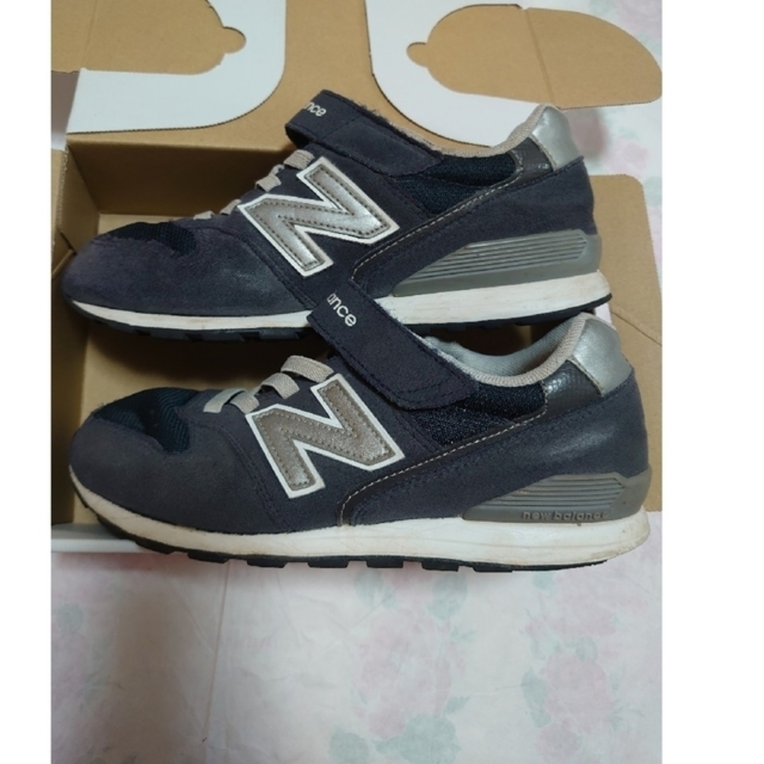 New Balance(ニューバランス)の22cm ニューバランス　スニーカー996 　22cm キッズ/ベビー/マタニティのキッズ靴/シューズ(15cm~)(スニーカー)の商品写真