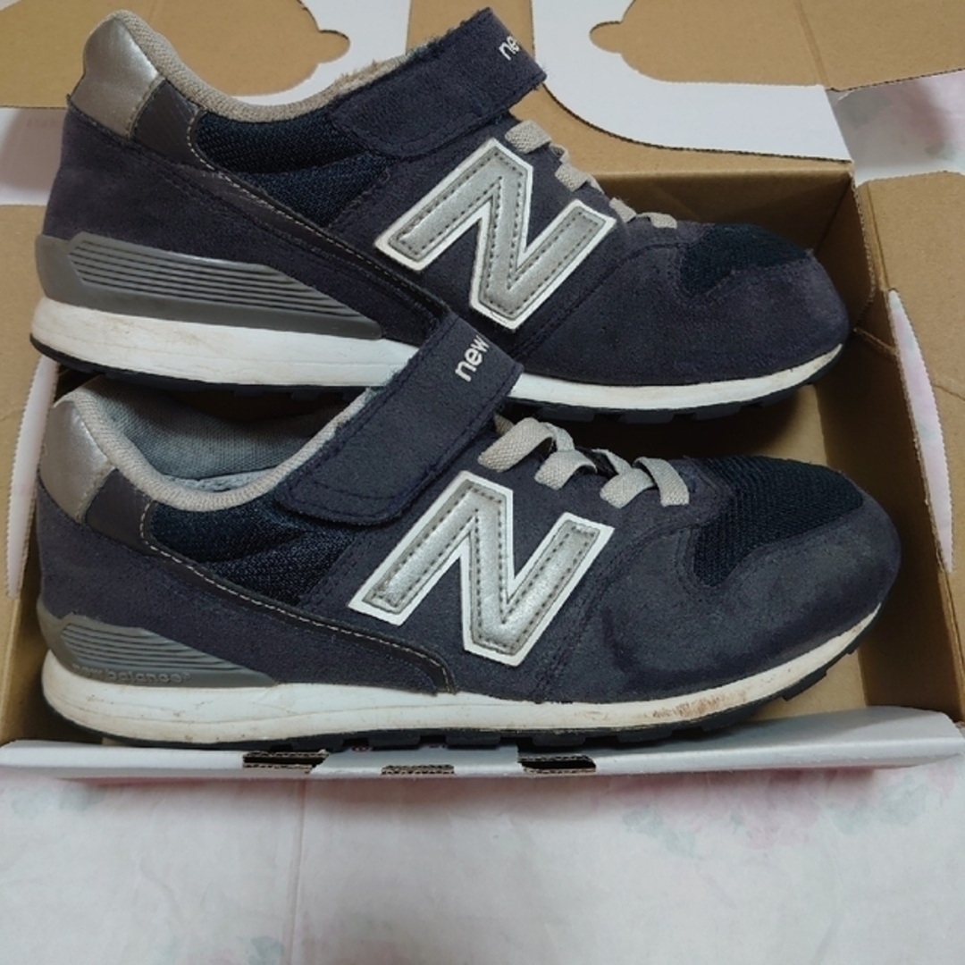 New Balance(ニューバランス)の22cm ニューバランス　スニーカー996 　22cm キッズ/ベビー/マタニティのキッズ靴/シューズ(15cm~)(スニーカー)の商品写真