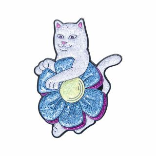 リップンディップ(RIPNDIP)のRIPNDIP NATURE IS HEALING ピンバッチ 新品(その他)