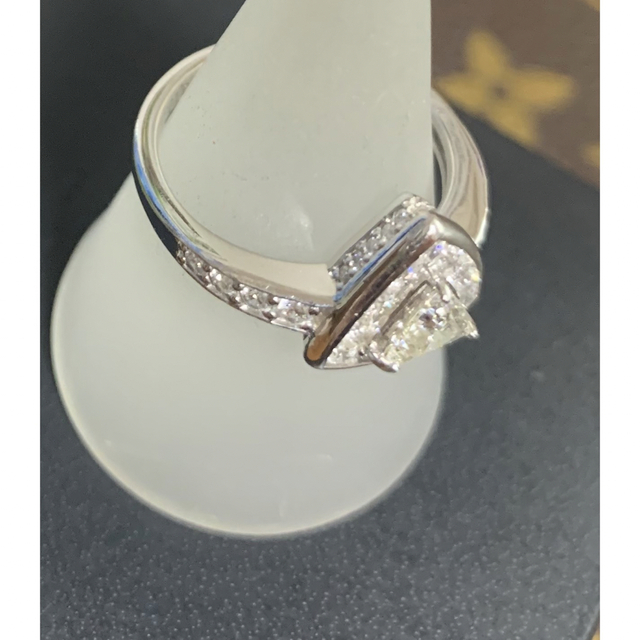 ★GW限定★美品★プラチナ　ダイヤモンド　リング　トリリアント レディースのアクセサリー(リング(指輪))の商品写真