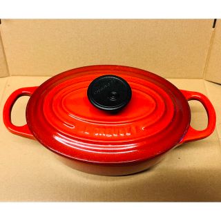 ルクルーゼ(LE CREUSET)のル・クルーゼ　ココットオーバル17(鍋/フライパン)