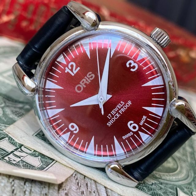 ORIS(オリス)の【かっこいい】オリス メンズ腕時計 レッド 手巻き ヴィンテージ メンズの時計(腕時計(アナログ))の商品写真