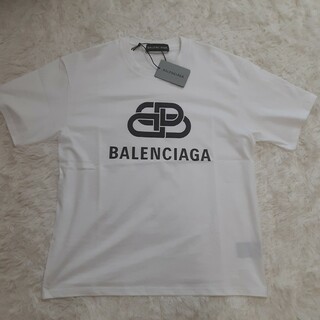 バレンシアガ ロゴTシャツの通販 300点以上 | Balenciagaを買うならラクマ