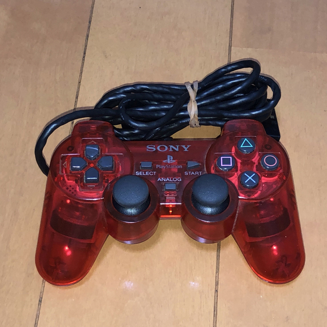PlayStation2(プレイステーション2)のPS2 デュアルショック2 コントローラー クリアレッド ※難あり エンタメ/ホビーのゲームソフト/ゲーム機本体(その他)の商品写真