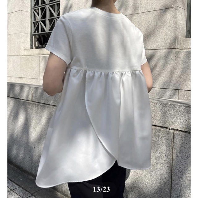 Drawer(ドゥロワー)の新品未使用heve へイヴ　レディバグトップス　ホワイト レディースのトップス(Tシャツ(半袖/袖なし))の商品写真