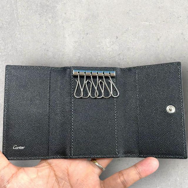 新品未使用 Cartier カルティエ サントス 6連キーケース ブラック 黒
