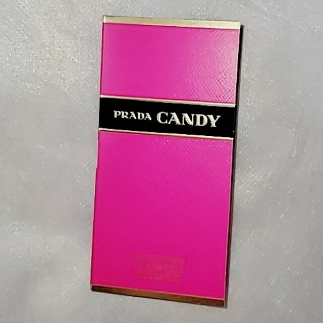 PRADA(プラダ)の香水 プラダ PRADA キャンディ オードパルファム コスメ/美容の香水(その他)の商品写真