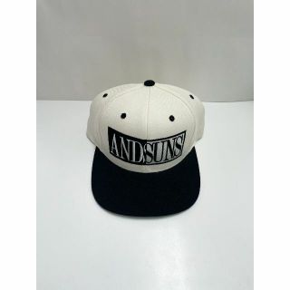 アンドサンズ(ANDSUNS)のアンドサンズ  CAP スナップバックキャップ 白黒 モノトーン 帽子 キャップ(キャップ)