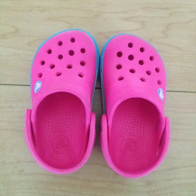 crocs(クロックス)のクロックス☆サンダルC4/5 キッズ/ベビー/マタニティのベビー靴/シューズ(~14cm)(サンダル)の商品写真