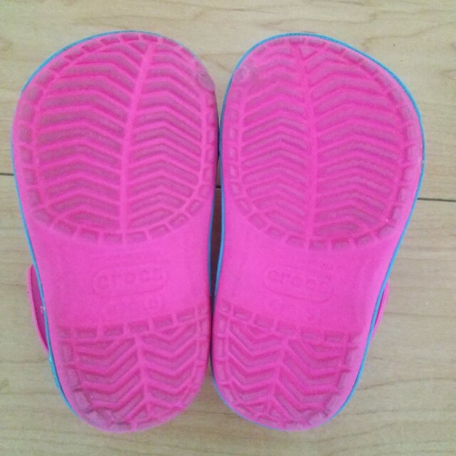 crocs(クロックス)のクロックス☆サンダルC4/5 キッズ/ベビー/マタニティのベビー靴/シューズ(~14cm)(サンダル)の商品写真